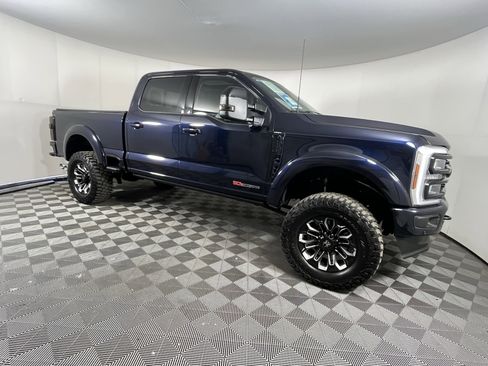 Used 2024 Ford F250 Lariat w/ Lariat Ultimate Package AWD/4WD image 6