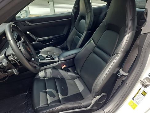 Used 2022 Porsche 911 Carrera 4S AWD/4WD image 5