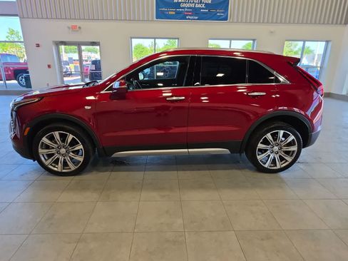 Used 2023 Cadillac XT4 Premium Luxury w/ Sun And Sound Package AWD/4WD image 12