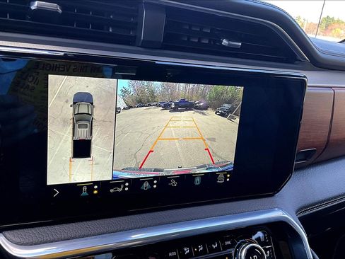 Used 2022 GMC Sierra 1500 Denali AWD/4WD image 10