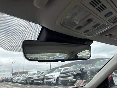 Used 2018 Honda Accord Touring image 12