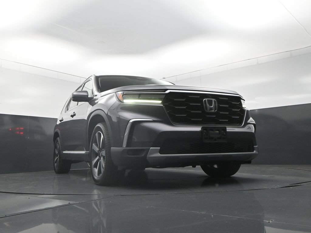 Used 2023 Honda Pilot Elite image 37