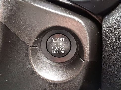 Used 2020 Jeep Renegade Sport w/ Sport Appearance Group image 22