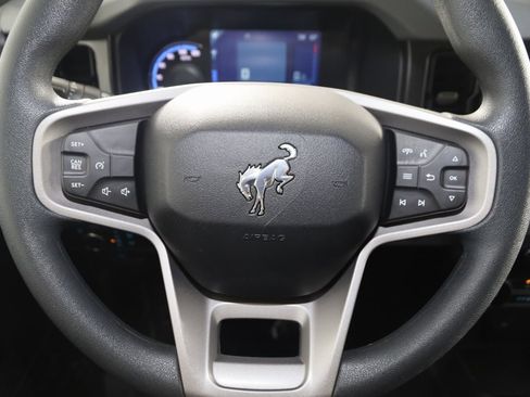 Used 2022 Ford Bronco 4-Door image 34