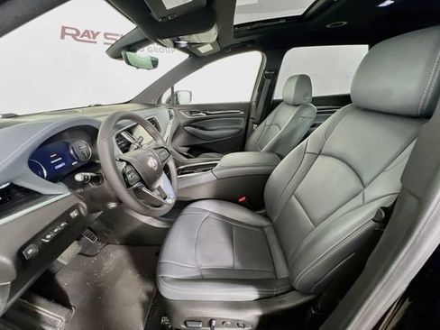 Used 2024 Buick Enclave Premium w/ Experience Buick Package AWD/4WD image 9