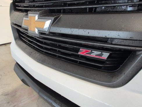 Used 2019 Chevrolet Colorado Z71 image 11