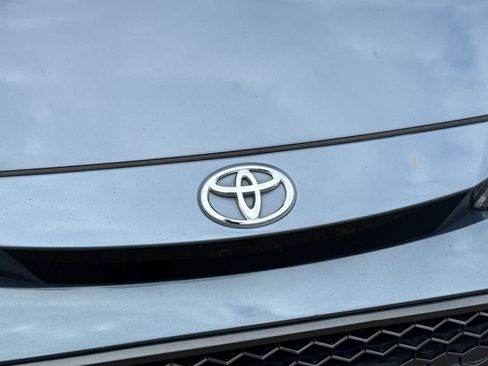 Used 2021 Toyota Corolla SE FWD image 16