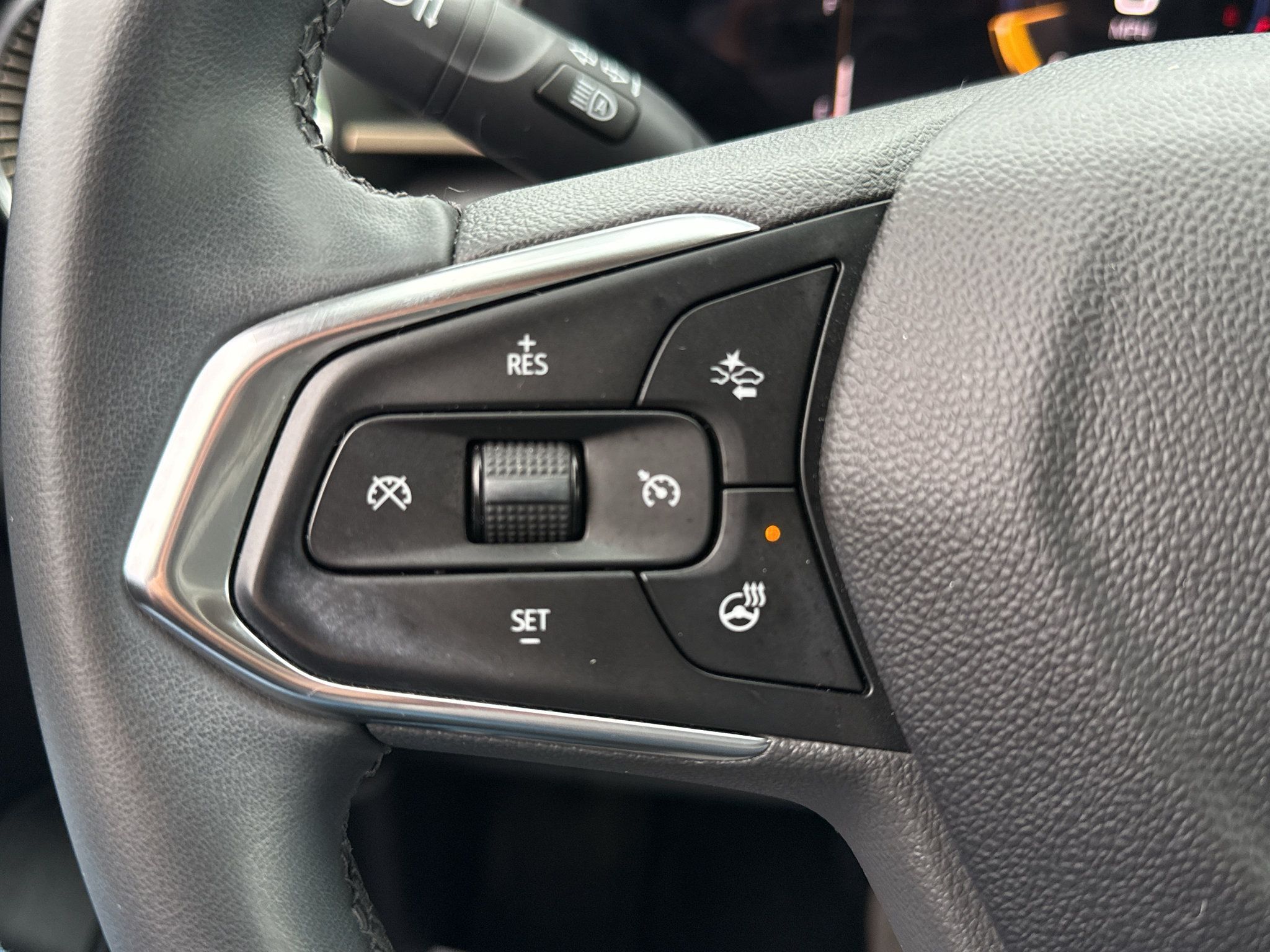 Used 2024 Chevrolet Trax ACTIV w/ Driver Confidence Package FWD image 17