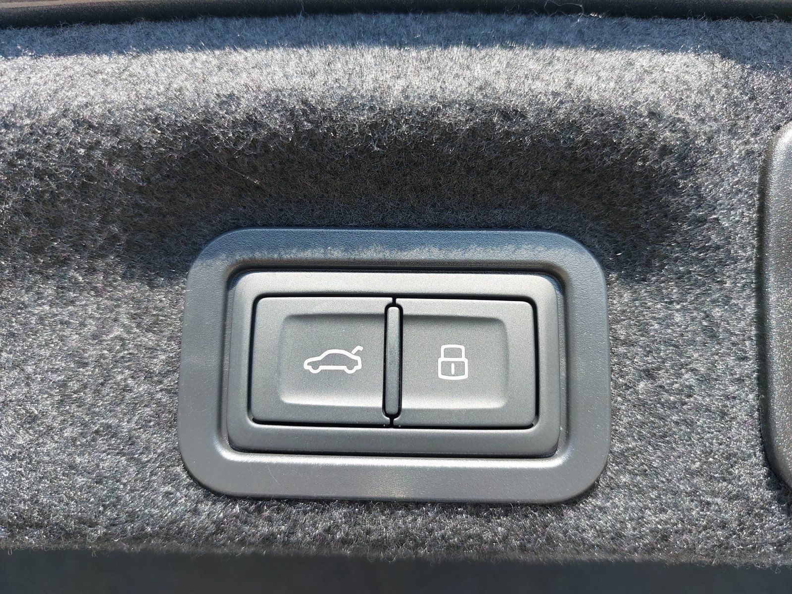 New 2026 Audi A6 Premium Plus AWD/4WD image 13