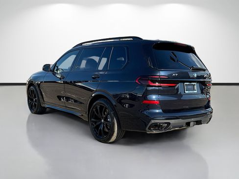 New 2026 BMW X7 M60i image 5