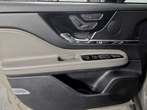 New 2026 Lincoln Corsair Grand Touring AWD/4WD image 11