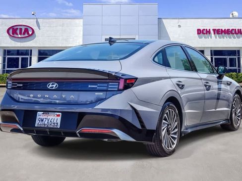 Used 2024 Hyundai Sonata Limited FWD image 4