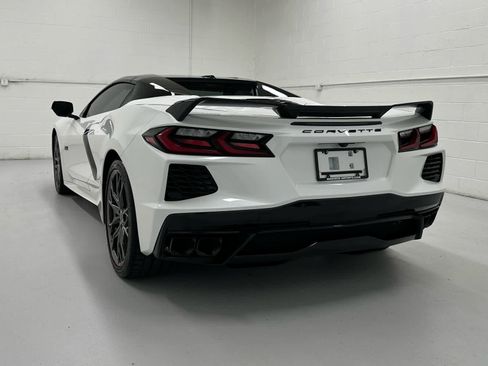 Used 2023 Chevrolet Corvette Stingray Premium Conv w/ Z51 Performance Package RWD image 15
