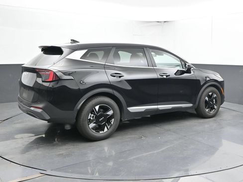 Used 2026 Kia Sportage LX FWD image 3