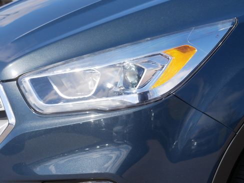 Used 2019 Ford Escape SEL AWD/4WD image 10