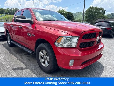 Used 2015 RAM 1500 Express AWD/4WD image 3