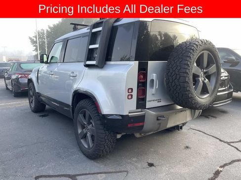 Used 2022 Land Rover Defender 110 X-Dynamic HSE AWD/4WD image 4