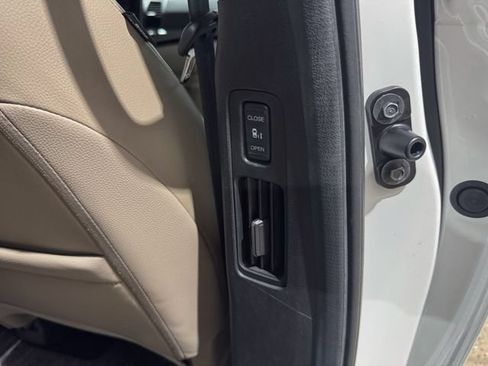 Used 2022 Honda Odyssey EX-L image 27