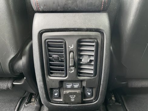 Used 2024 Dodge Durango GT image 46