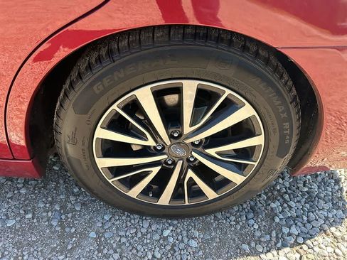 Used 2018 Subaru Legacy 2.5i Premium AWD/4WD image 7