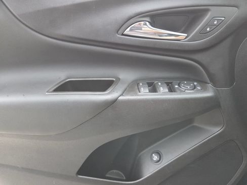 Used 2024 Chevrolet Equinox LT FWD image 20