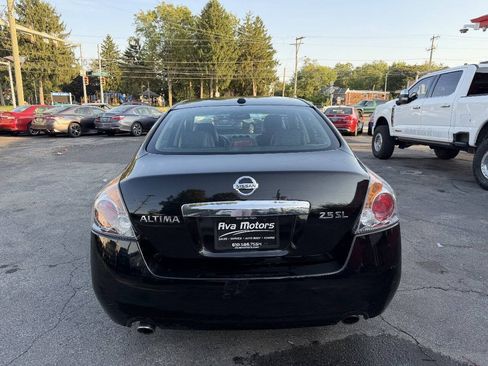 Used 2011 Nissan Altima 2.5 SL w/ 2.5SL Pkg FWD image 4