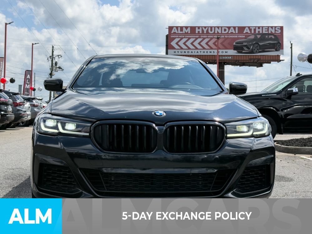 Used 2023 BMW 540i w/ M Sport Package RWD image 3