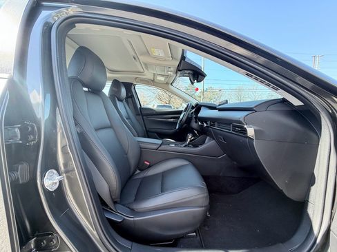 Used 2025 MAZDA MAZDA3 s image 22