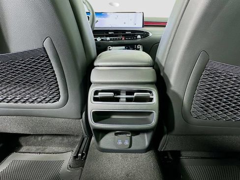 New 2026 Genesis GV70 2.5T AWD/4WD image 18