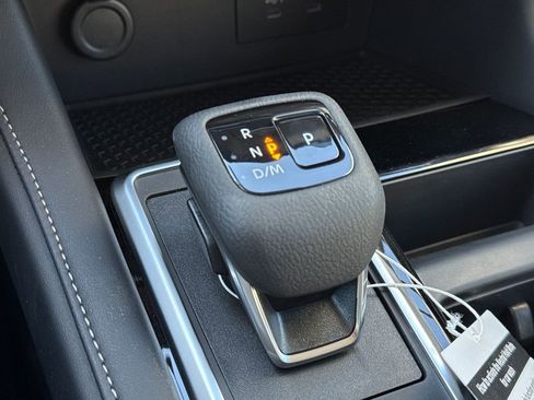 New 2026 Nissan Pathfinder SV image 28