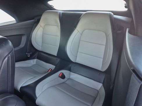 Used 2024 Ford Mustang Premium image 19