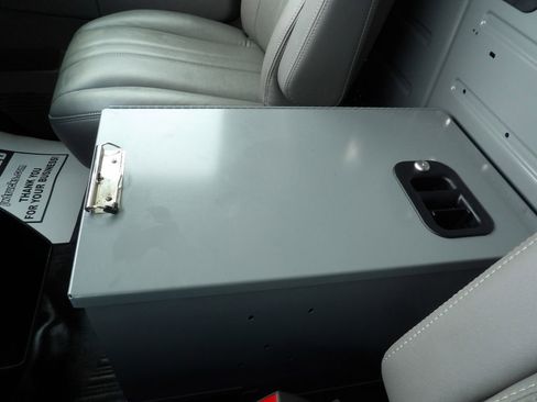 Used 2023 GMC Savana 2500 w/ Driver Convenience Package RWD image 25