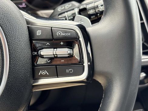 Used 2021 Kia Sorento S FWD image 25