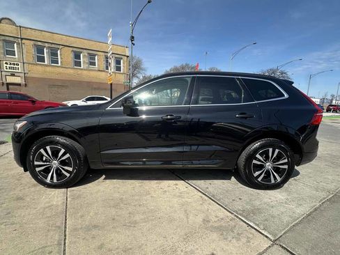 Used 2023 Volvo XC60 B5 Core image 8