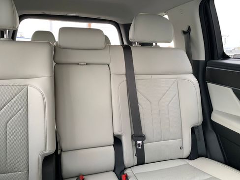 Used 2025 Hyundai Santa Fe SEL image 39