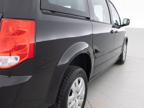 Used 2016 Dodge Grand Caravan American Value Package image 14