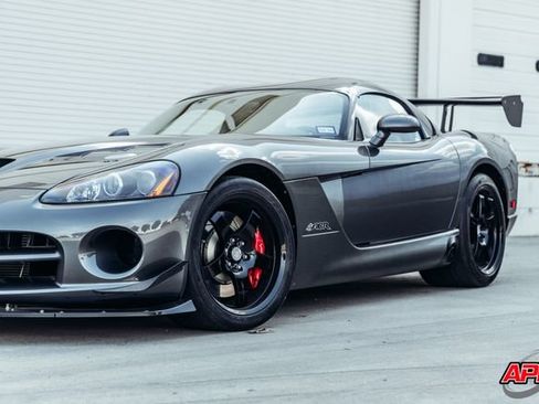 Used 2009 Dodge Viper ACR RWD image 47