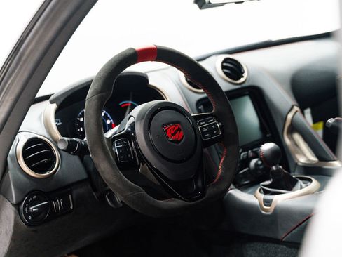 Used 2017 Dodge Viper ACR w/ Extreme Aero Package RWD image 10