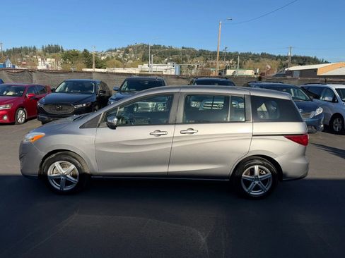 Used 2015 MAZDA MAZDA5 Sport image 7