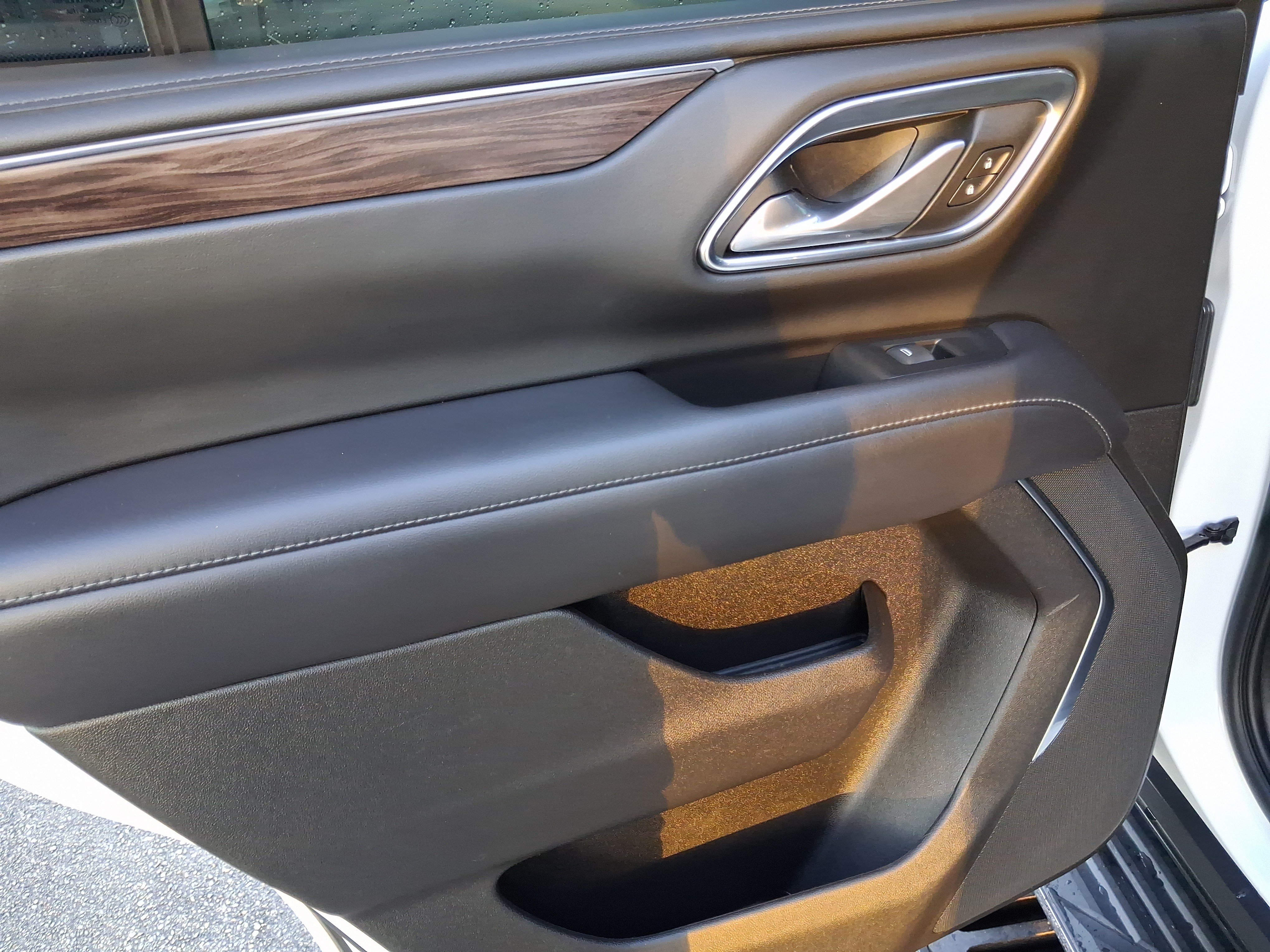 Used 2021 Chevrolet Tahoe LS RWD image 7