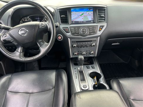 Used 2017 Nissan Pathfinder SL w/ SL Premium Package AWD/4WD image 29