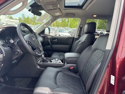 Used 2023 Nissan Armada Platinum w/ Captain's Chairs Package image 9