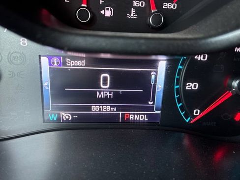 Used 2018 Chevrolet Colorado Z71 AWD/4WD image 16