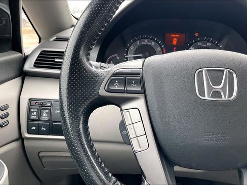 Used 2014 Honda Odyssey Touring image 10