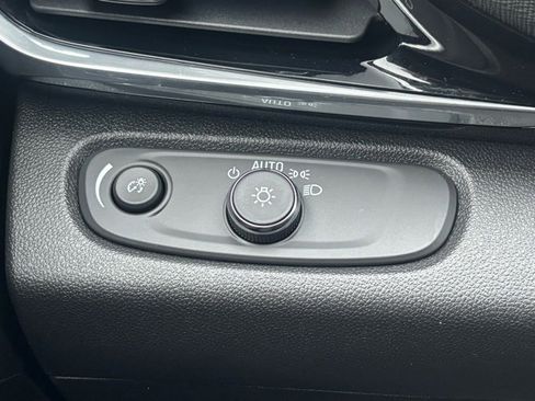 Certified 2024 Buick Envista Sport Touring w/ Convenience I Package image 24