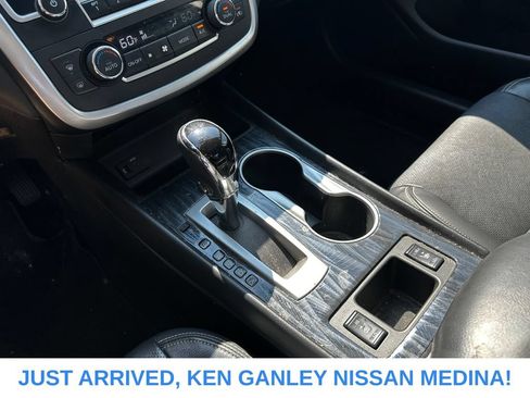 Used 2016 Nissan Altima 2.5 SL w/ Moonroof Package FWD image 10