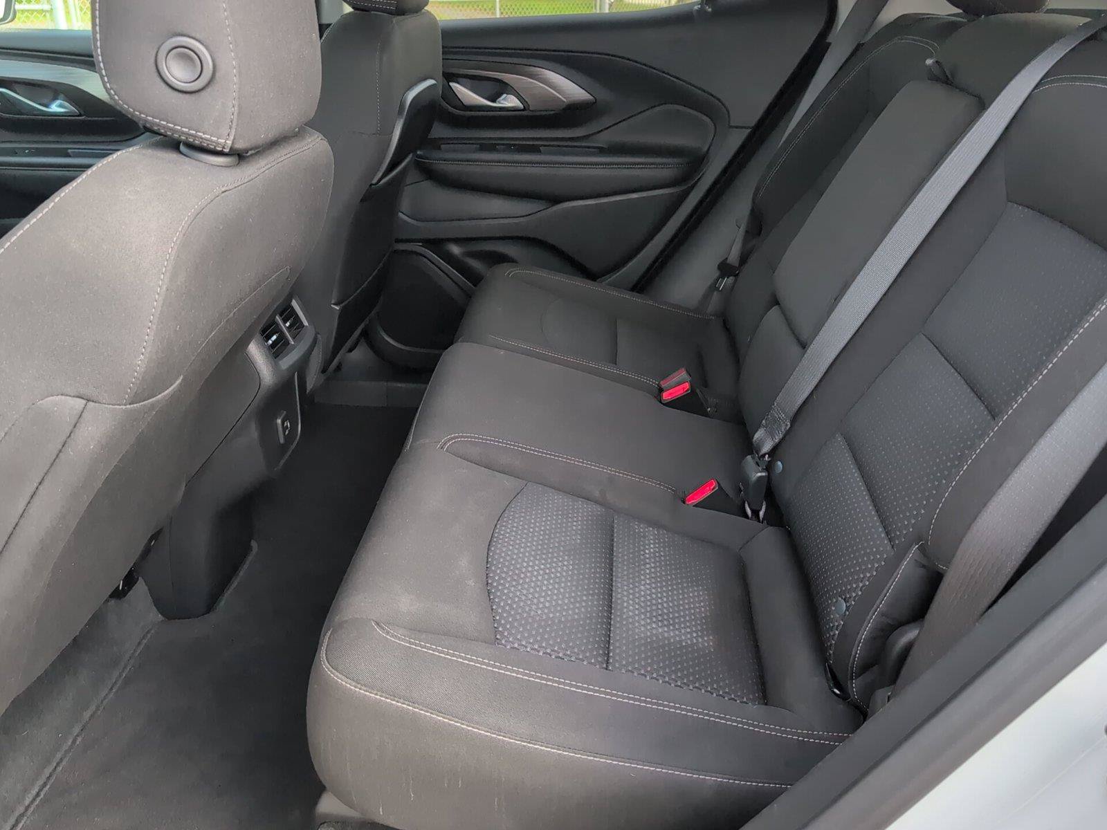 Used 2024 GMC Terrain SLE FWD image 32