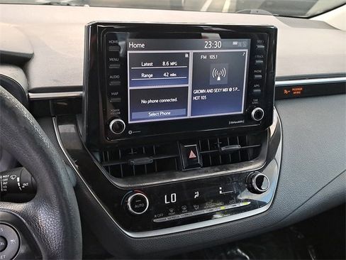 Used 2022 Toyota Corolla LE image 27