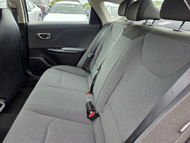 Used 2026 Kia K4 FWD image 10