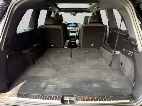 Used 2024 Mercedes-Benz GLS 450 4MATIC image 30